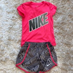 Like New Nike Girls Shorts and Top Set. Size 4/5